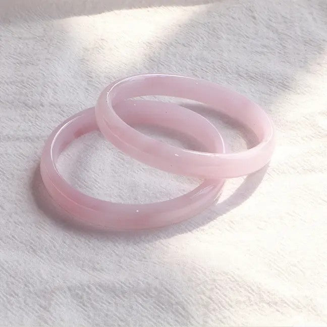 Elegant Green Agate Bangle