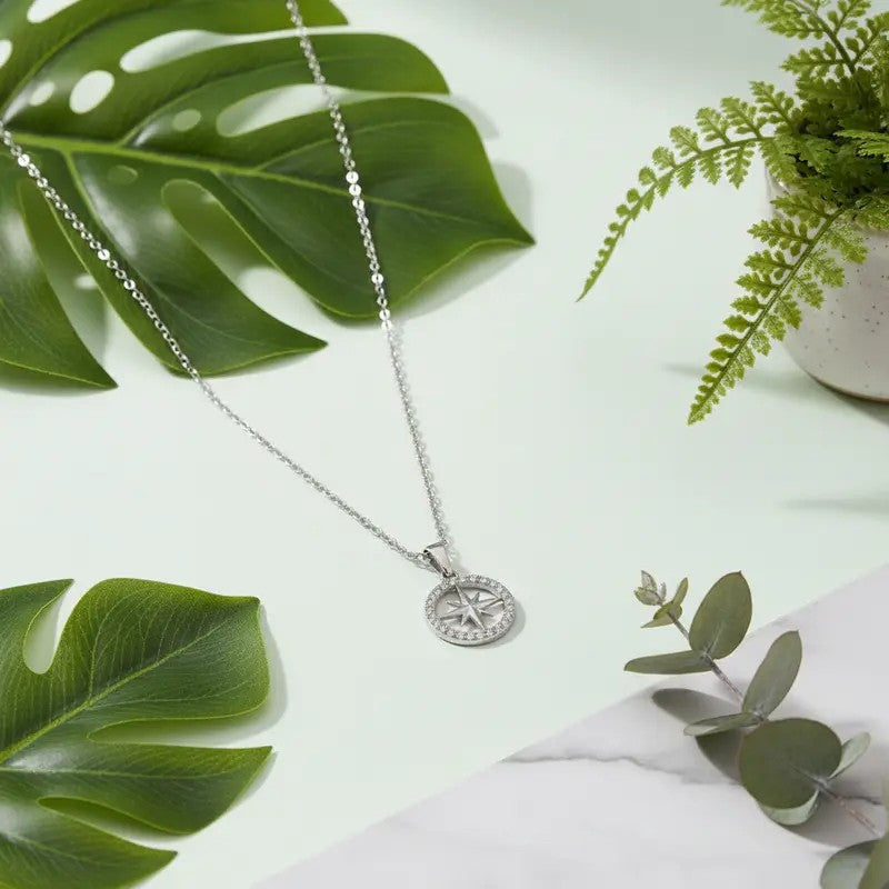 Dainty Compass Star Pendant Necklace
