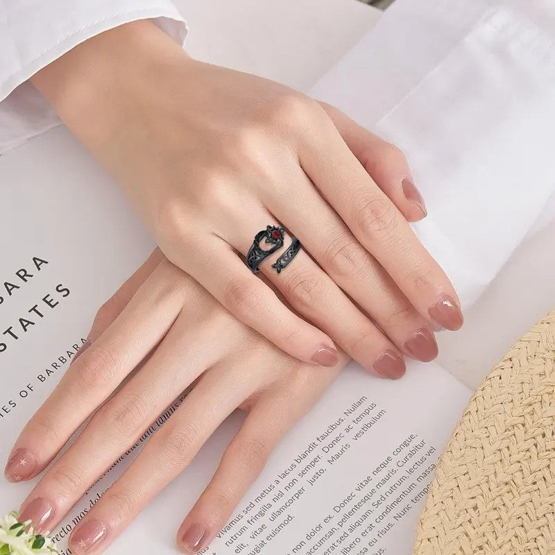 Vintage Witchy Knot Ring