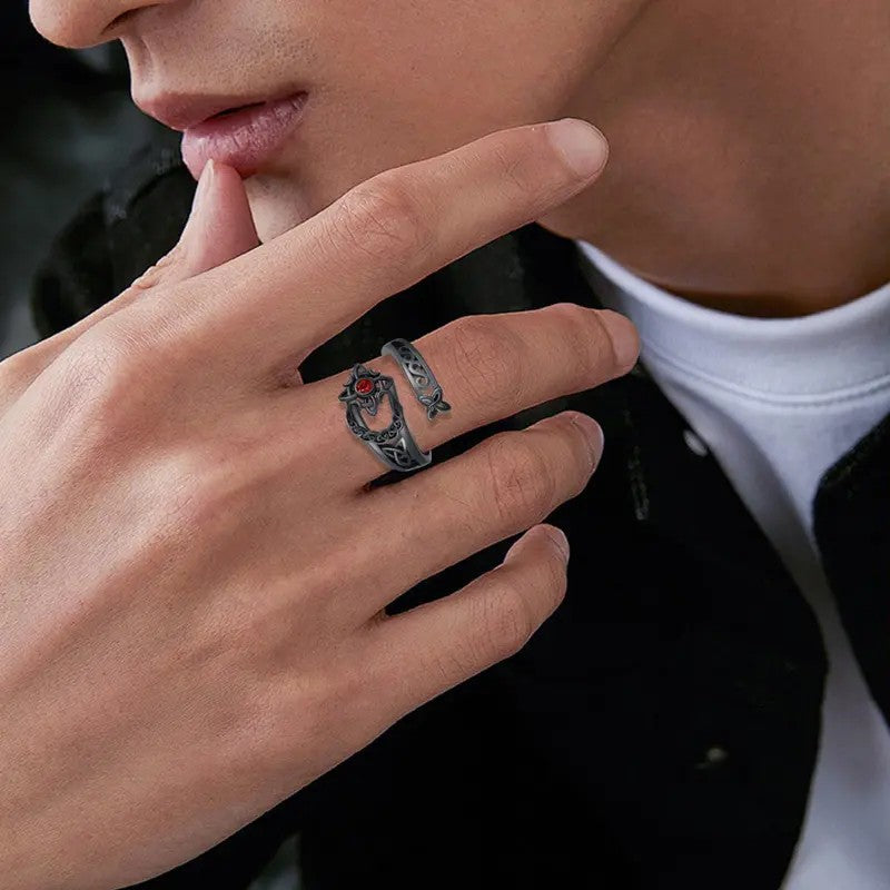Vintage Witchy Knot Ring