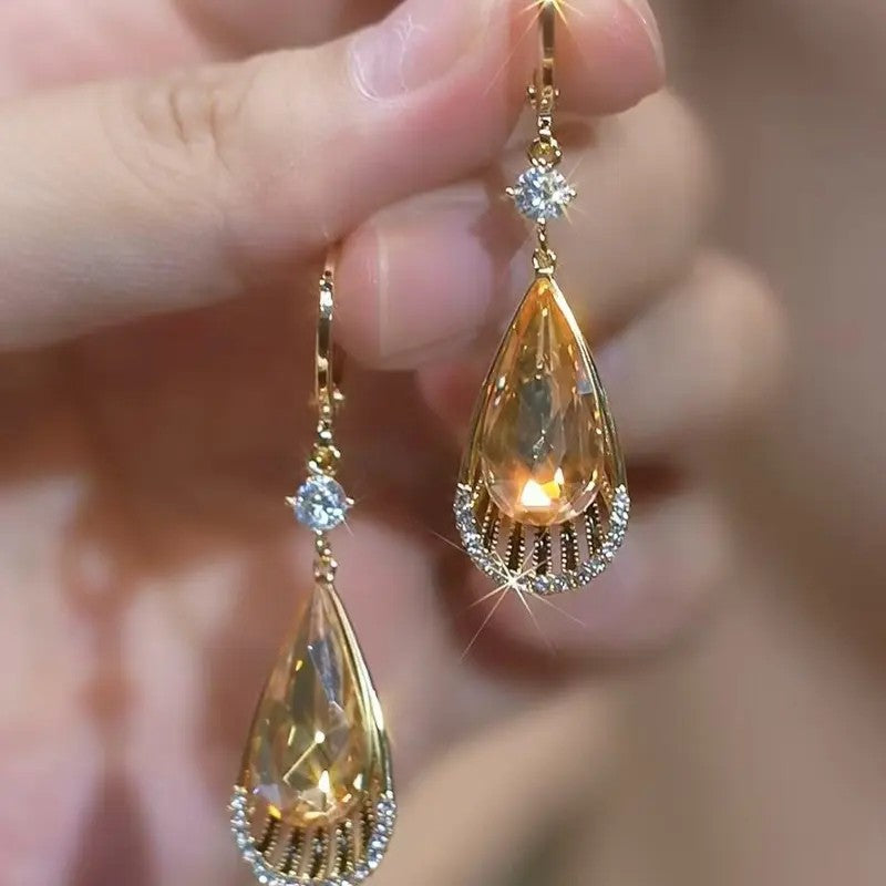 Classy Amber Teardrop Drop Earrings