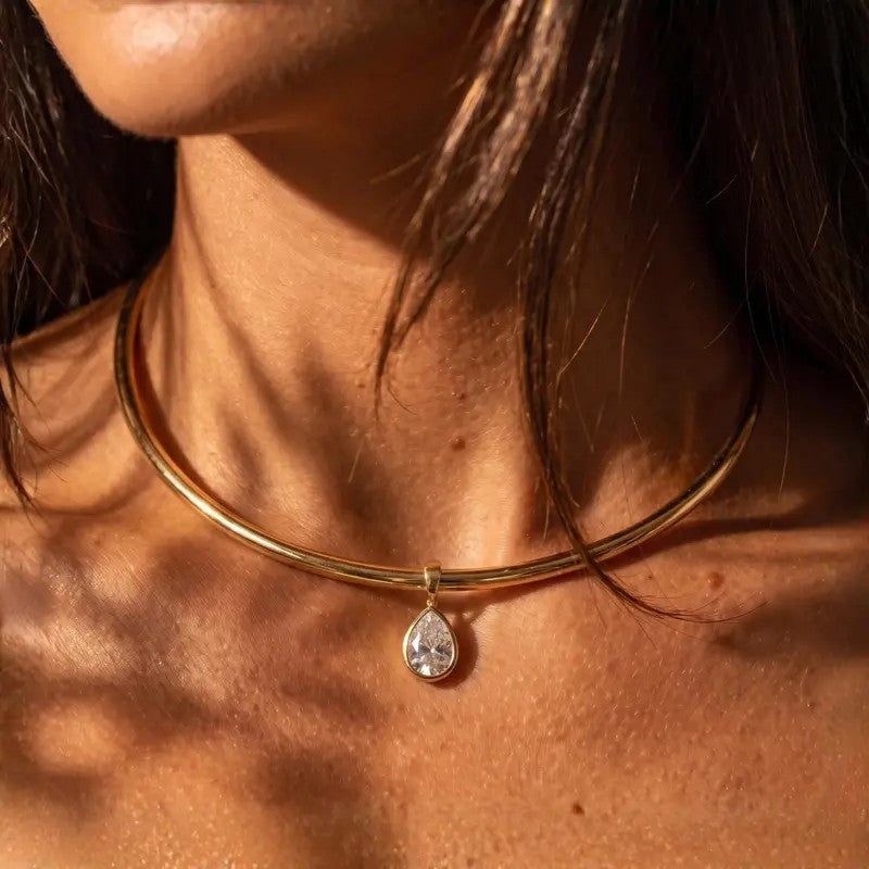 18k Elegant Water Drop Cuff Necklace