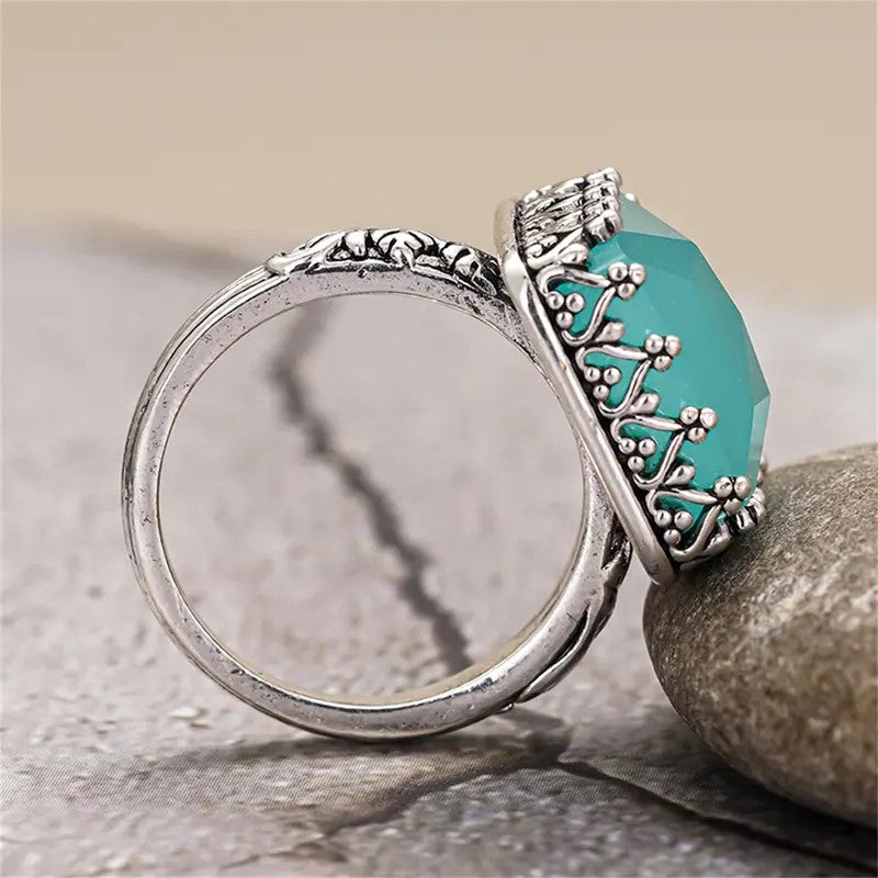 Elegant Vintage Teal Statement Ring