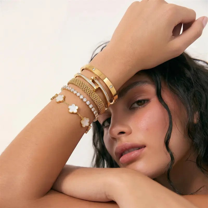 5pc Classy CZ & Clover Bracelet Set