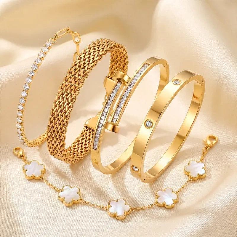 5pc Classy CZ & Clover Bracelet Set