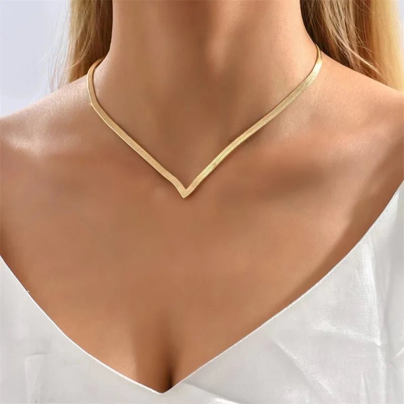 V Taper Herringbone Necklace - Veinci